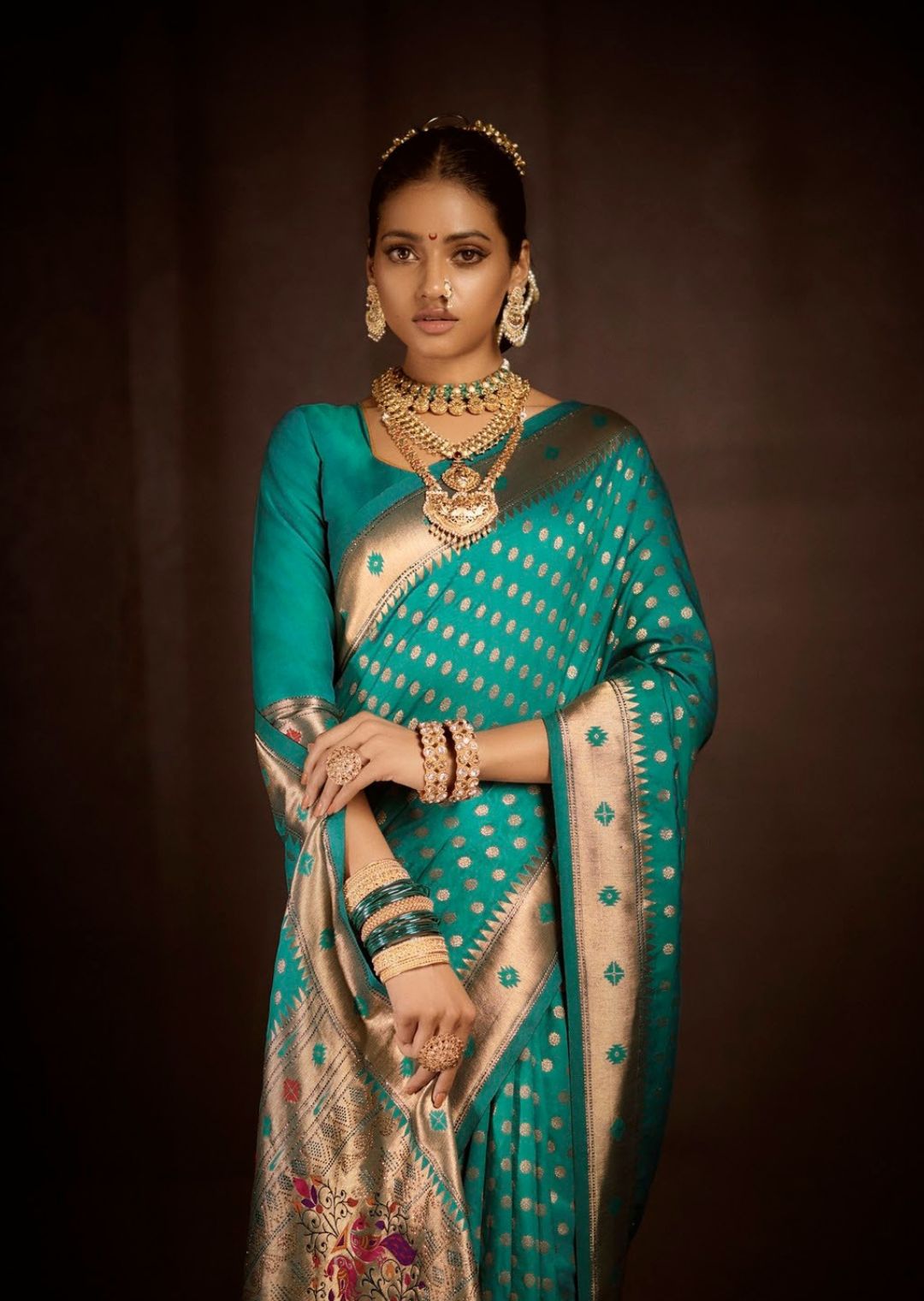 EKKTARA Saree For Women Blue Colour Peshwai Paithani Silk Saree With U –  Ekktara
